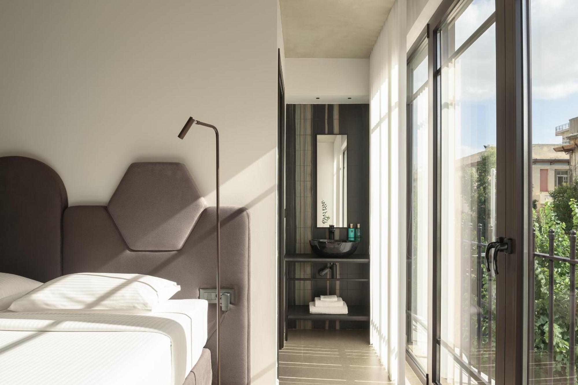 Pleiades Urban Stay By Semavί Heraklion  Ngoại thất bức ảnh